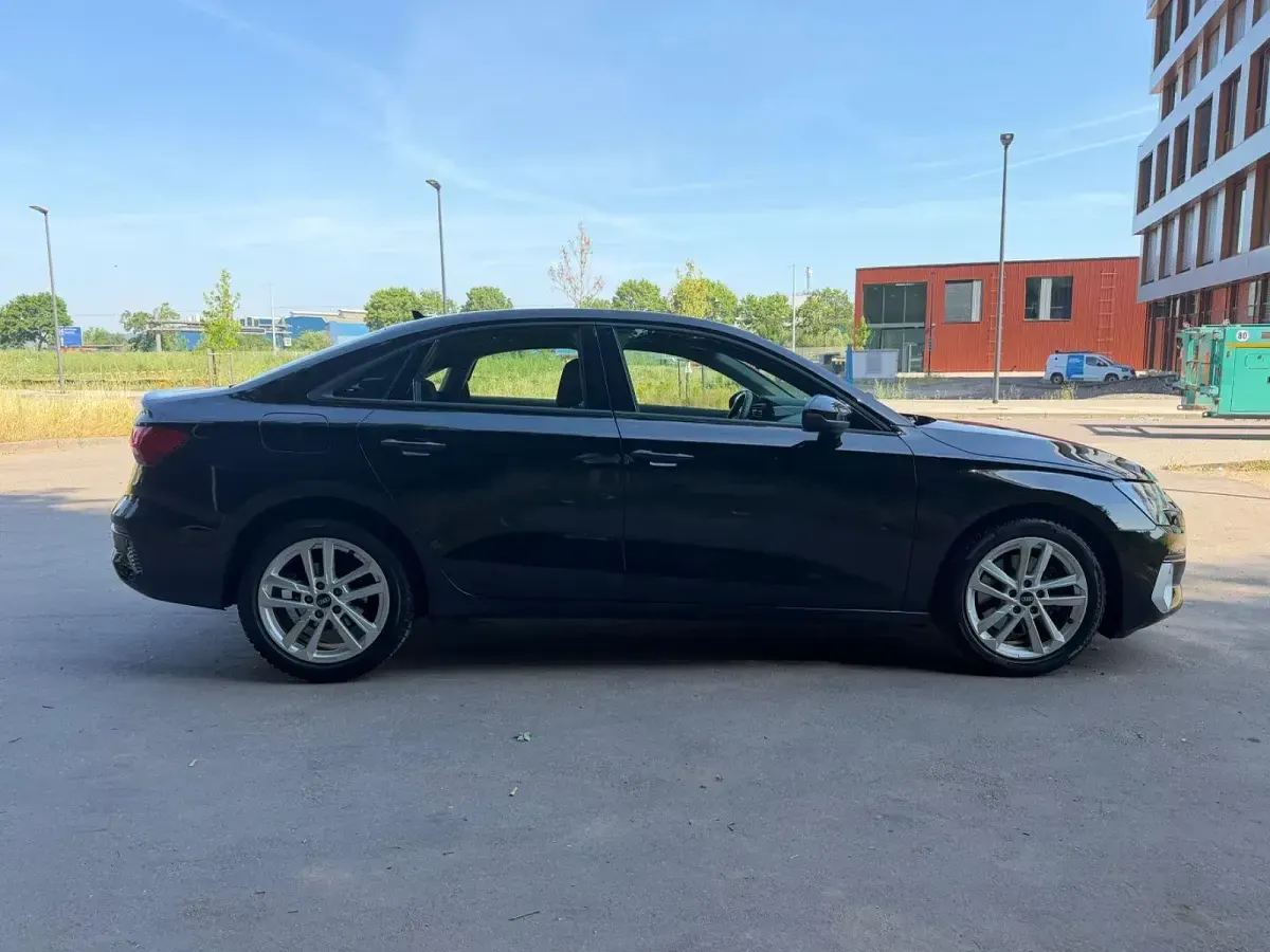 Gebraucht Audi A3 110 PS (80 kW) 2020 Schwarz Limousine