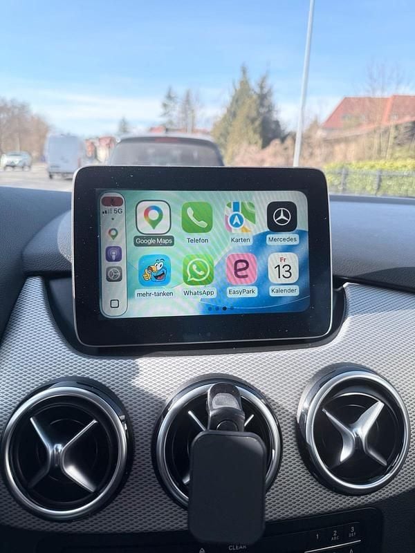 Gebraucht Mercedes B200 136 PS (100 kW) 2017 Silber Van / Kleinbus