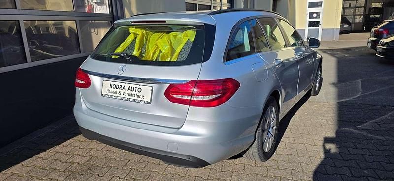 Gebraucht Mercedes C220 170 PS (125 kW) 2017 Iridiumsilber  metalliclack Kombi