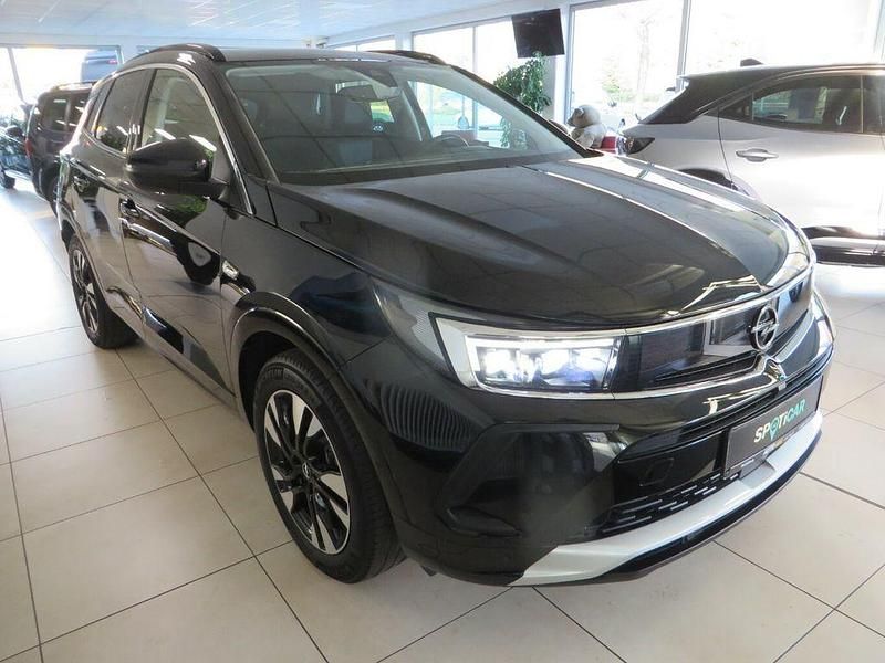 Schwarz Gebraucht 2022 Opel Grandland X Elegance SUV | 20.980 € (Guter Preis) - Bild 1/4