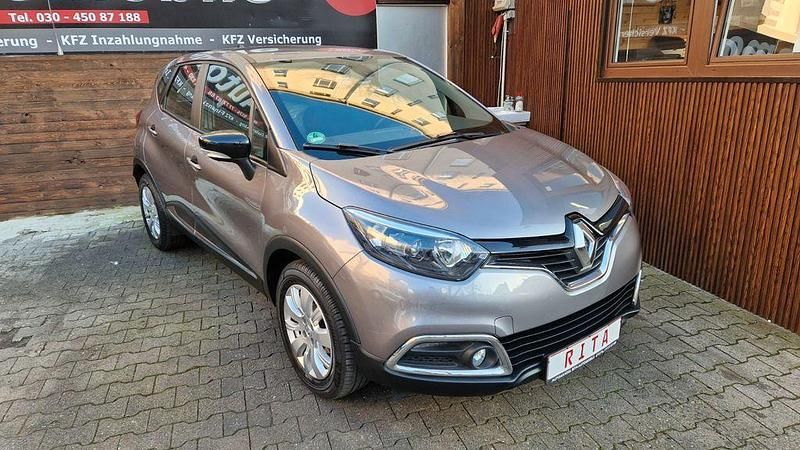 Grau Gebraucht 2017 Renault Captur Experience SUV | 8.980 € (Fairer Preis) - Bild 1/4
