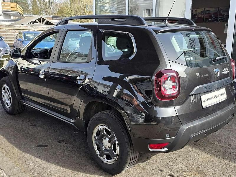 Gebraucht Dacia Duster Comfort 101 PS (74 kW) 2020 Perlmuttschwarz SUV