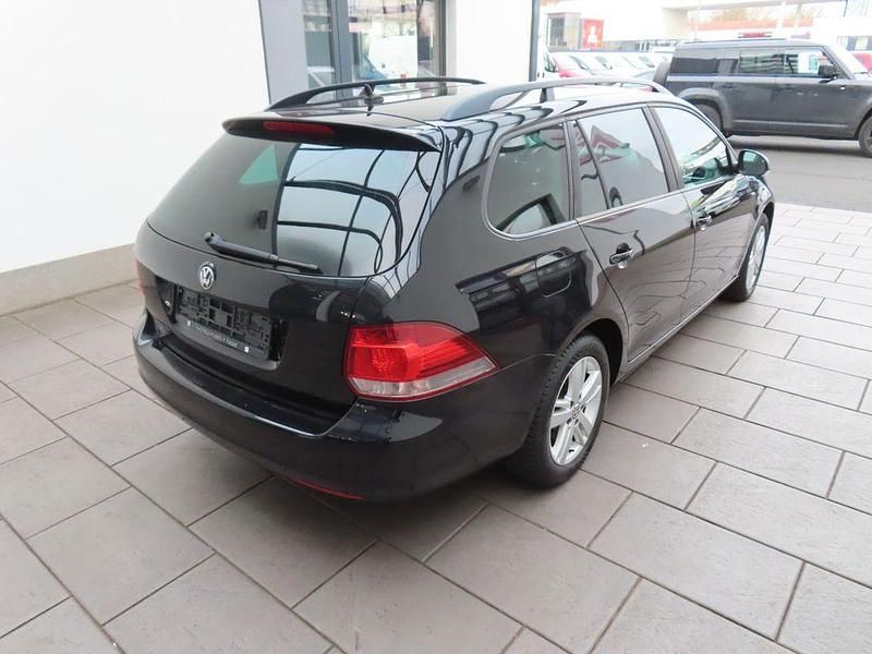 Gebraucht VW Golf VI 105 PS (77 kW) 2012 Schwarz Kleinwagen