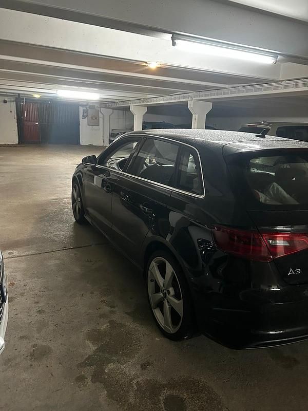 Gebraucht Audi A3 110 PS (80 kW) 2014 Schwarz Limousine