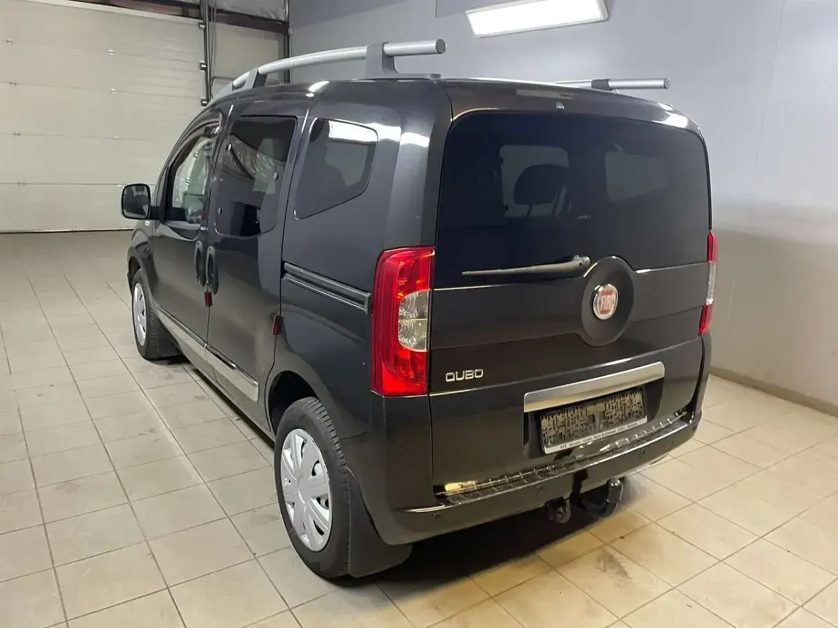 Gebraucht Fiat Qubo Dynamic 73 PS (53 kW) 2009 Schwarz rockabilly/pergusa/bod Van / Kleinbus