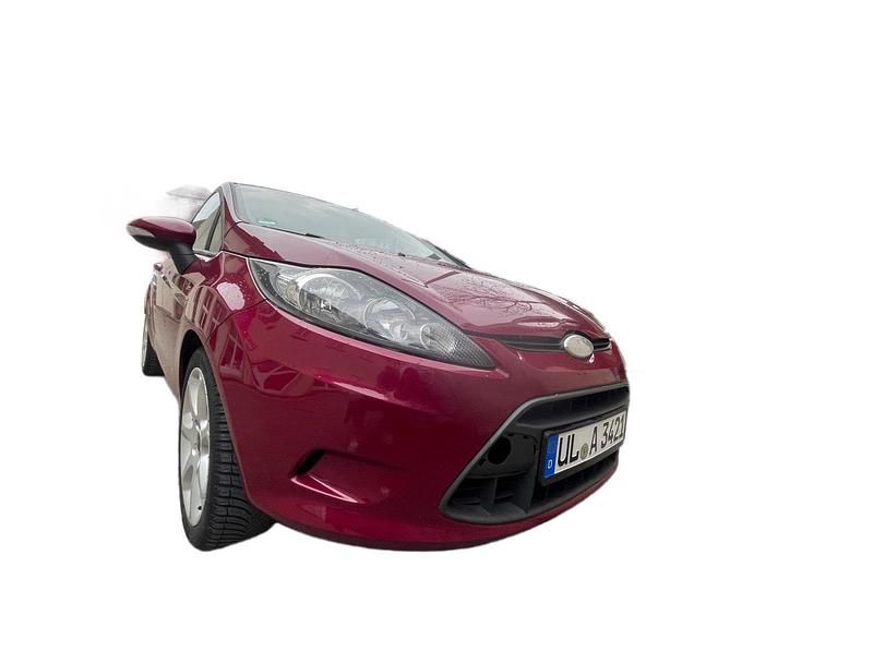 Gebraucht Ford Fiesta 84 PS (61 kW) 2011 Andere farben Kleinwagen
