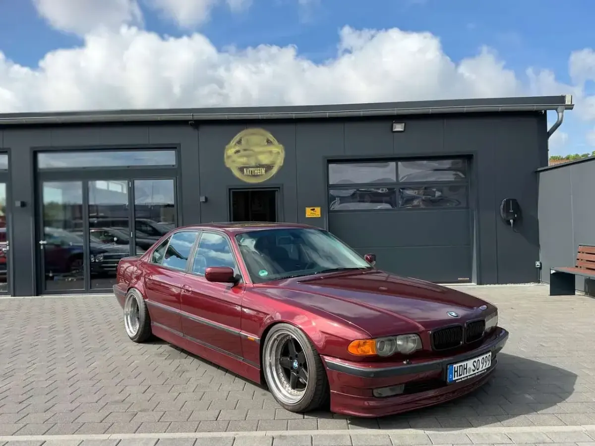 Gebraucht BMW 740 Performance 286 PS (210 kW) 1999 Calypsorot Limousine