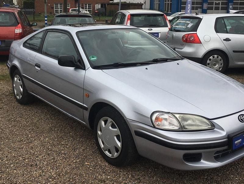 Gebraucht Toyota Paseo 90 PS (66 kW) 1996 Silber Coupé