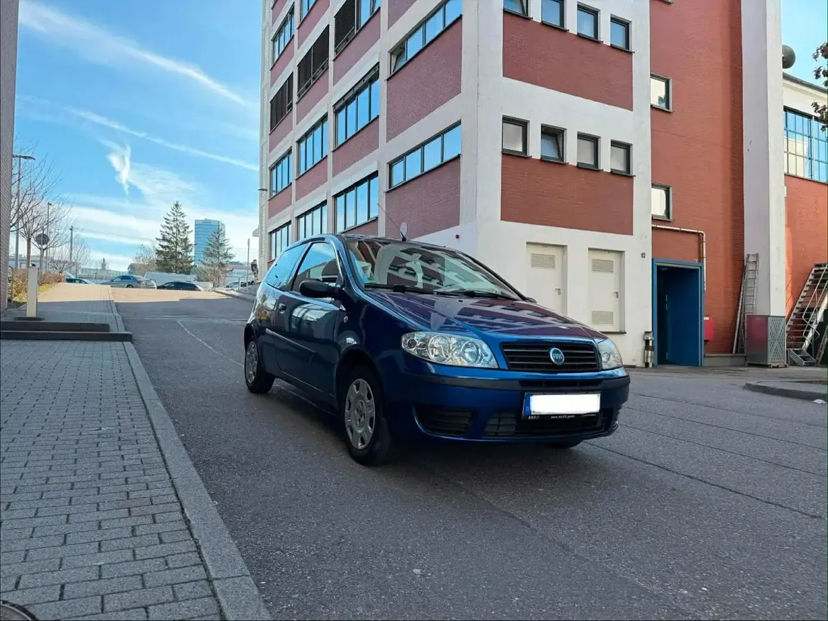 Gebraucht Fiat Punto 60 PS (44 kW) 2005 Blau Kleinwagen