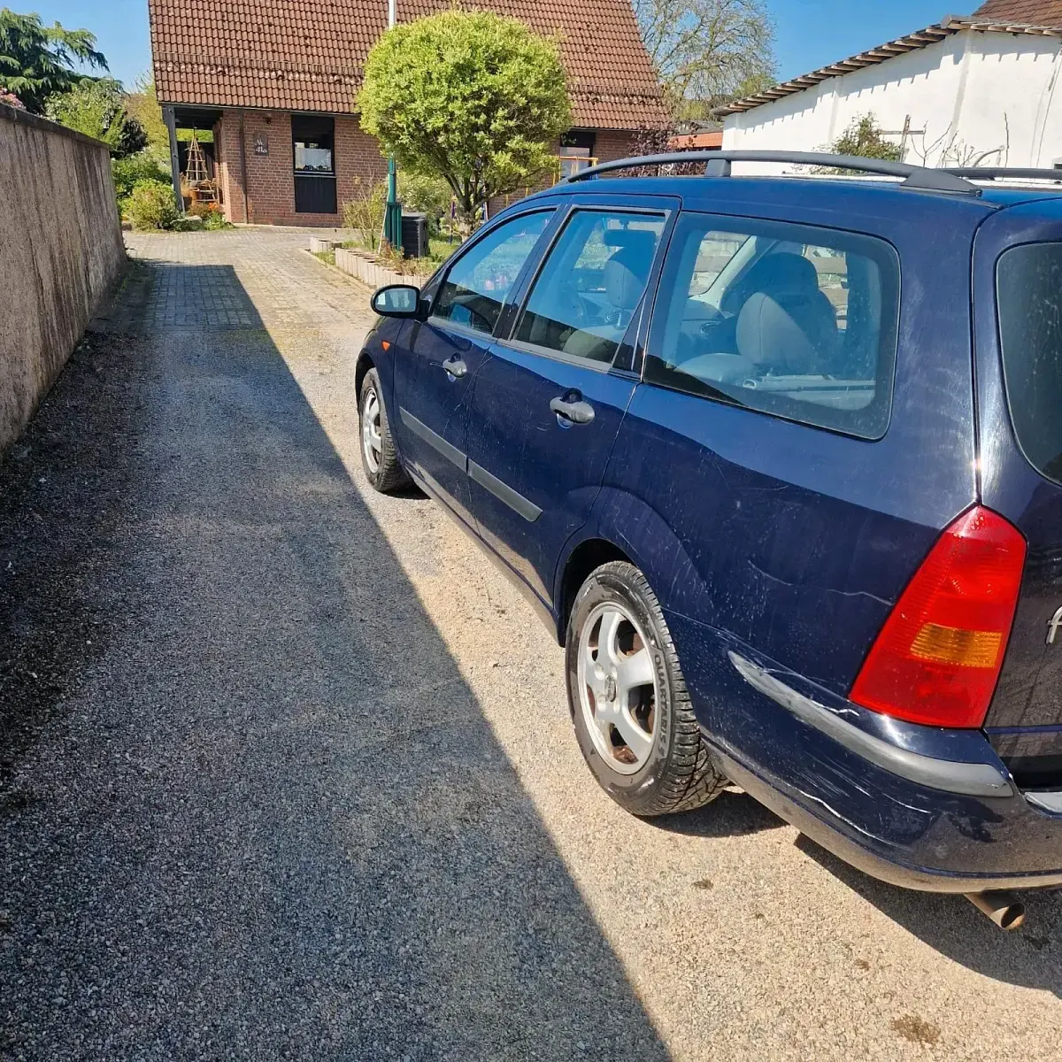 Second-hand Ford Focus 85 CP (62 kW) 2004 Albastru Break