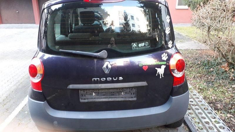 Gebraucht Renault Modus Dynamique 79 PS (58 kW) 2005 Violet Van / Kleinbus