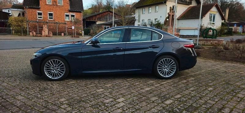 Gebraucht Alfa Romeo Giulia 180 PS (132 kW) 2017 Violet Limousine