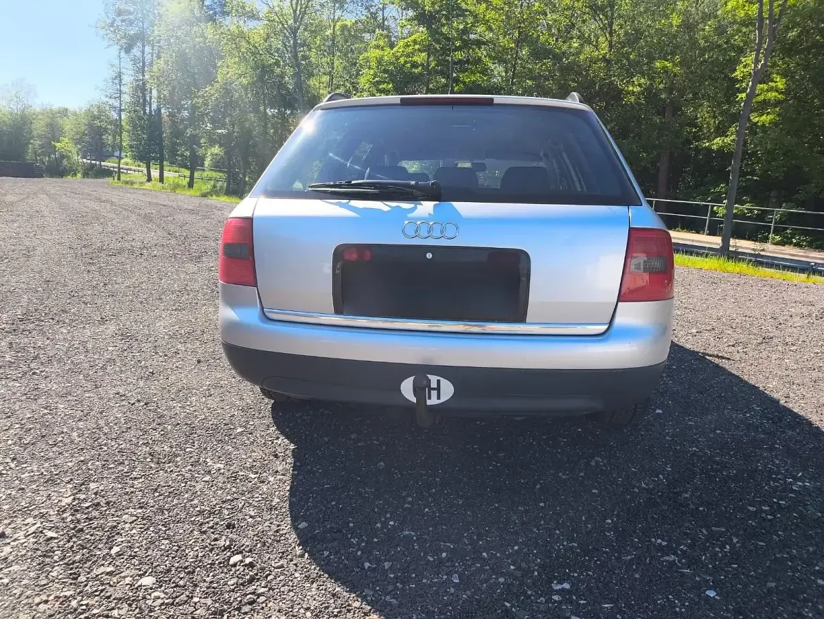 Gebraucht Audi A6 193 PS (141 kW) 2000 Silber Kombi