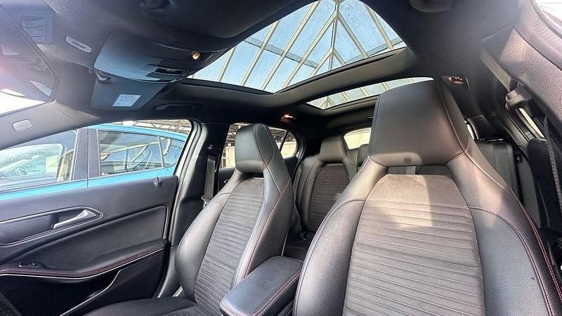 Gebraucht Mercedes GLA250 AMG line 211 PS (155 kW) 2019 Grau SUV