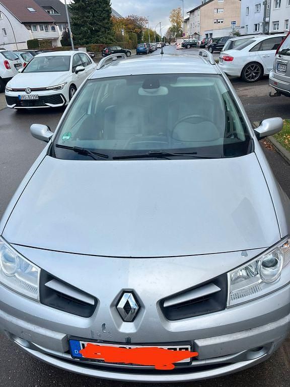 Gebraucht Renault Mégane III Dynamique 131 PS (96 kW) 2008 Silber Limousine