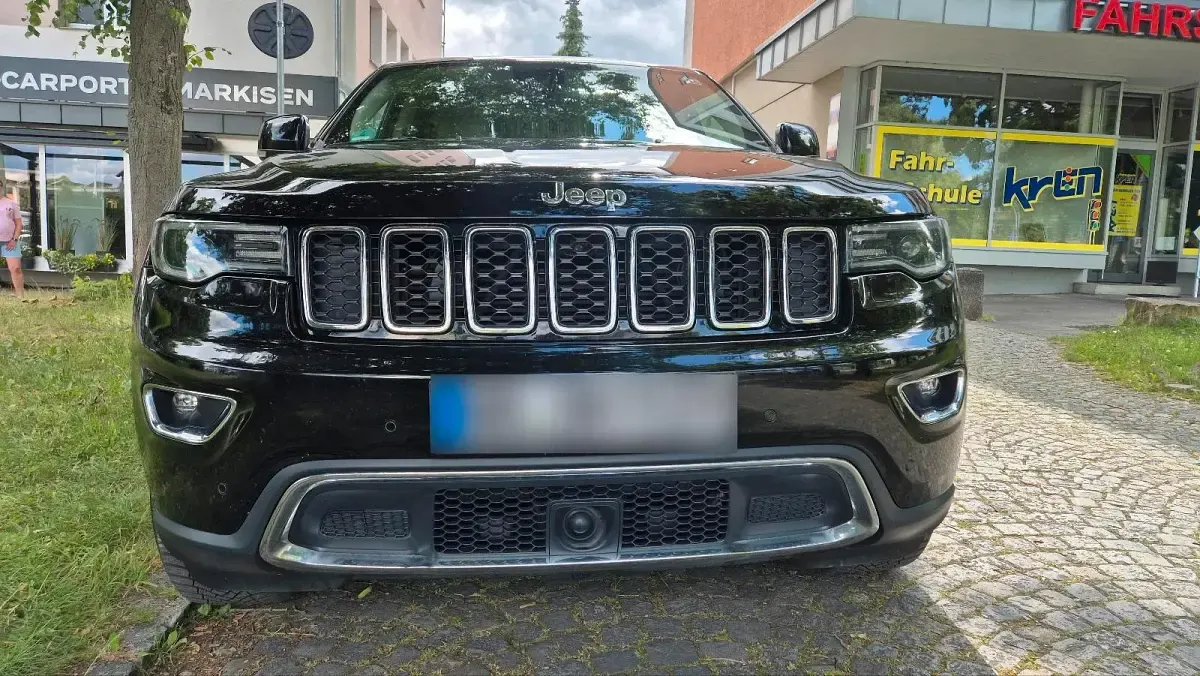 Gebraucht Jeep Grand Cherokee Limited 250 PS (183 kW) 2018 Schwarz SUV