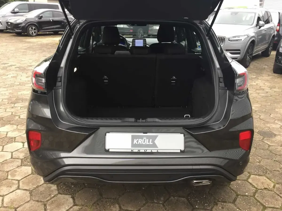 Gebraucht Ford Puma ST-Line 125 PS (91 kW) 2024 Grau Limousine