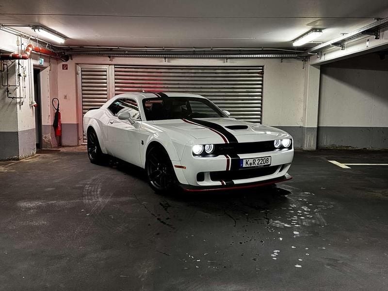 Weiß Gebraucht 2020 Dodge Challenger Coupé | 47.990 € (Teuer) - Bild 1/4