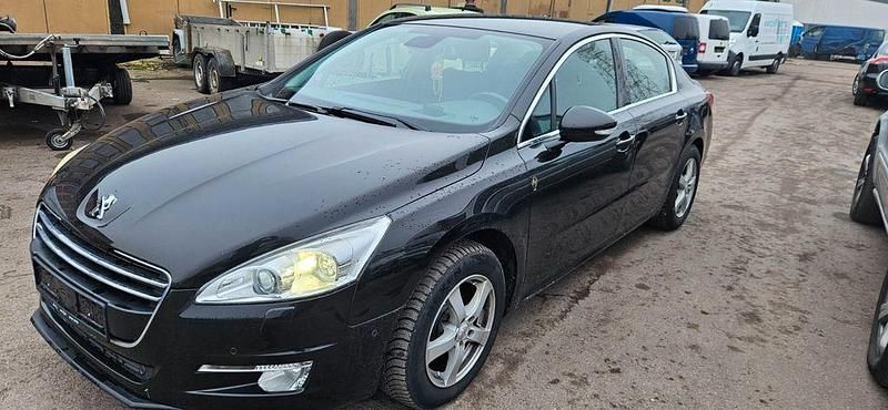Gebraucht Peugeot 508 Active 156 PS (114 kW) 2014 Schwarz Limousine
