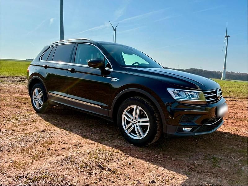 Gebraucht VW Tiguan Highline 150 PS (110 kW) 2018 Schwarz SUV