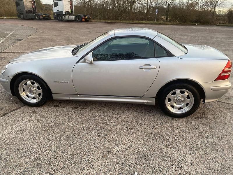 Gebraucht Mercedes SLK200 Edition 163 PS (119 kW) 2003 Silber Cabrio