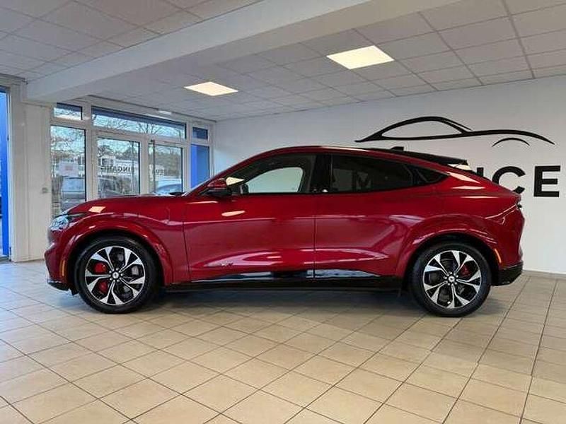 Gebraucht Ford Mustang Extended Range 351 PS (258 kW) 2021 Rot