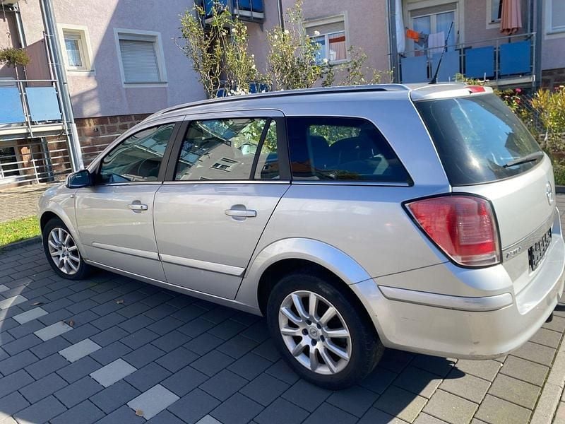 Silber Gebraucht 2005 Opel Astra Kombi | 600 € (Superpreis) - Bild 1/4