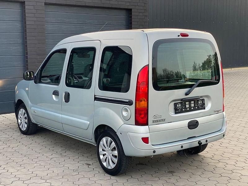 Usado Renault Kangoo Campus 84 HP (61 kW) 2006 Monovolume