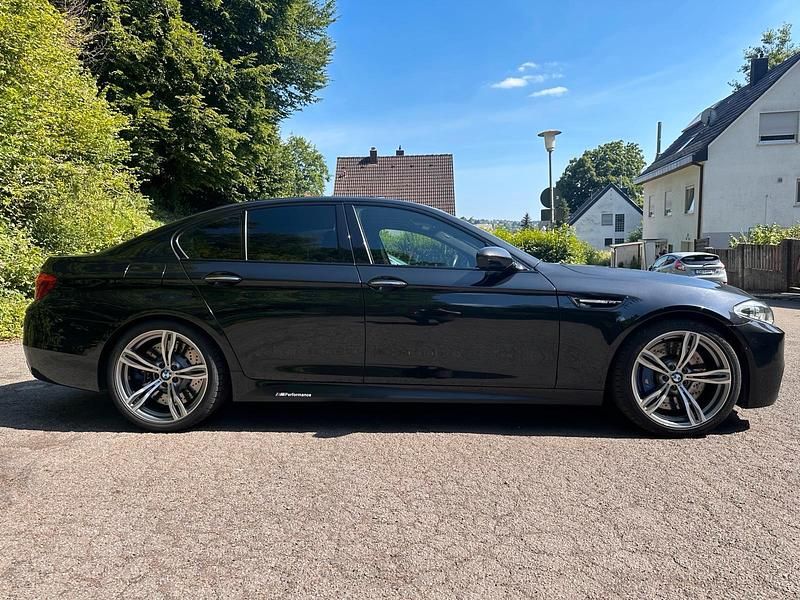 Gebraucht BMW M5 560 PS (411 kW) 2014 Schwarz Limousine