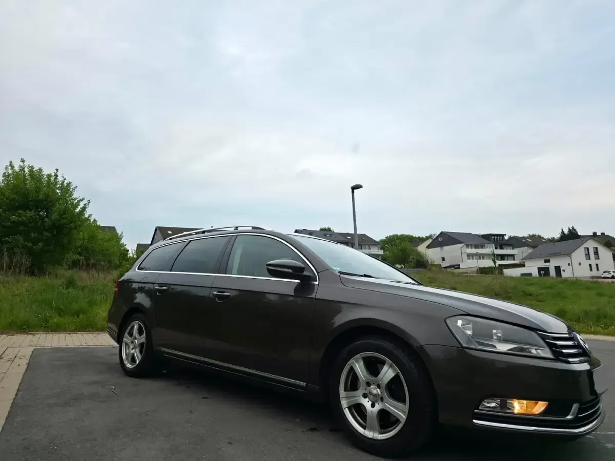 Używany VW Passat 211 KM (155 kW) 2012 Brązowy Kombi
