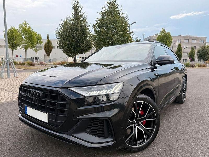 Schwarz Gebraucht 2019 Audi Q8 S-Line SUV | 59.900 € (Teuer) - Bild 1/4