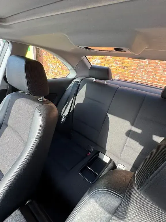 Gebraucht BMW 118 Performance 143 PS (105 kW) 2012 Schwarz Kleinwagen