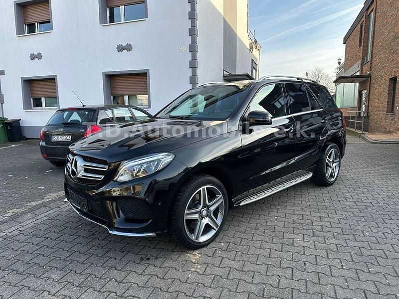 Schwarz Gebraucht 2016 Mercedes GLE350 AMG SUV | 25.999 € (Fairer Preis) - Bild 1/4