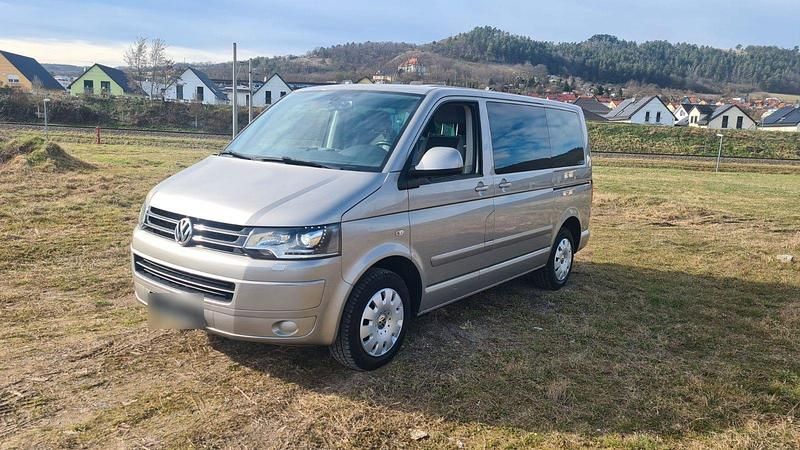 Gebraucht VW T5 140 PS (102 kW) 2013 Beige Van