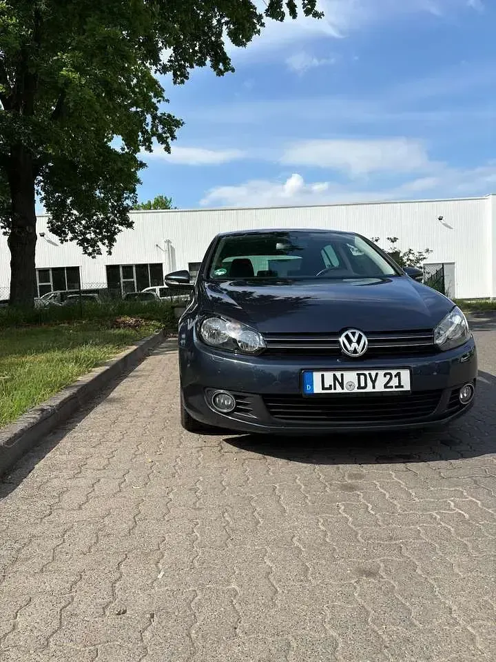 Gebraucht VW Golf VI Team 105 PS (77 kW) 2010 Kleinwagen