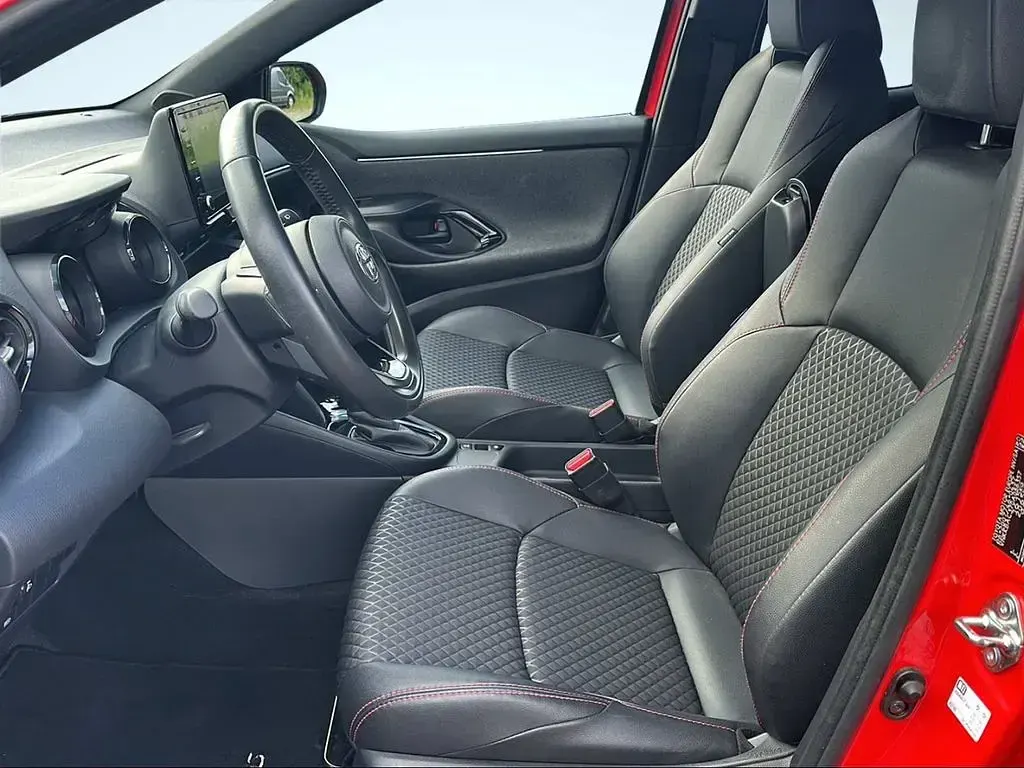 Gebraucht Toyota Yaris Edition 116 PS (85 kW) 2021 Rot Kleinwagen