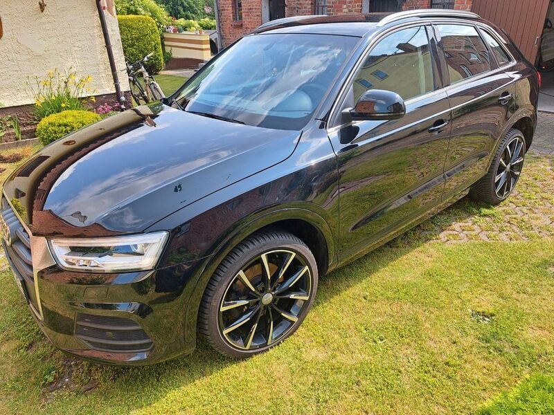 Schwarz Gebraucht 2016 Audi Q3 Design SUV | 16.100 € (Fairer Preis) - Bild 1/4