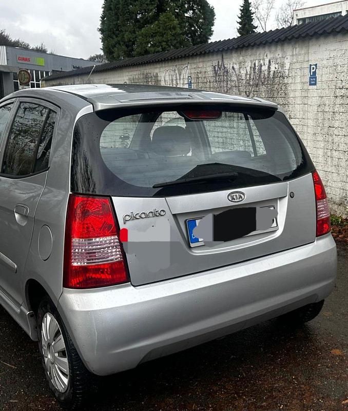 Gebraucht Kia Picanto 60 PS (44 kW) 2004 Silber Kleinwagen