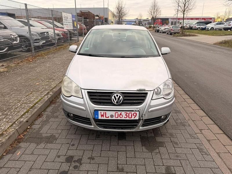 Gebraucht VW Polo Trendline 69 PS (50 kW) 2007 Silber Kleinwagen