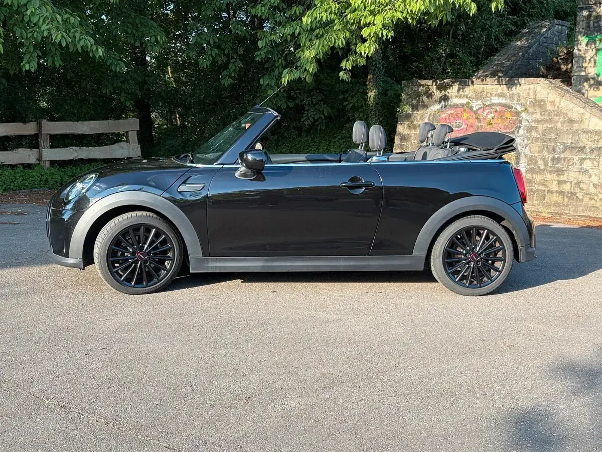 Gebraucht Mini One Cabriolet 102 PS (75 kW) 2022 Schwarz Cabrio