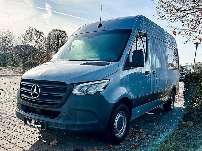 Gebraucht Mercedes Sprinter 170 PS (125 kW) 2022 Blau Van