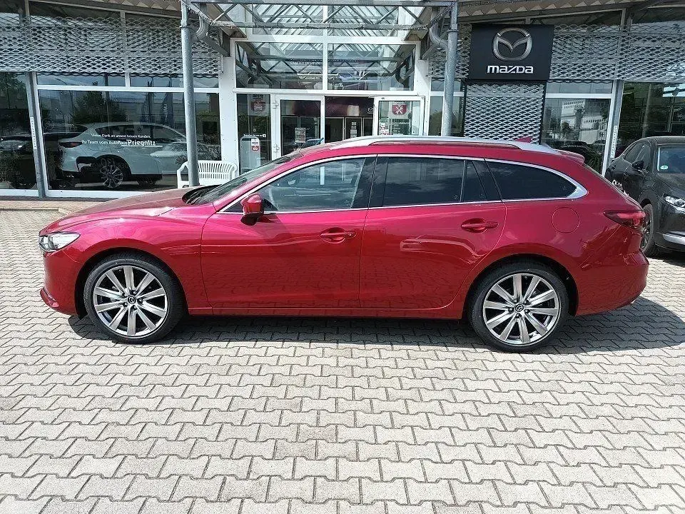 Gebraucht Mazda 6 Exclusive 165 PS (121 kW) 2023 Rot Limousine