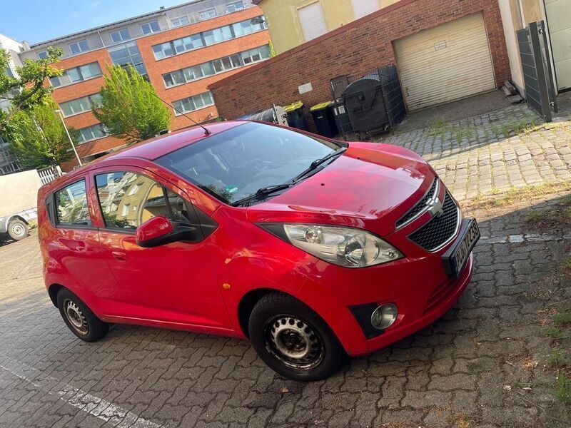Rot Gebraucht 2011 Chevrolet Spark LS Kleinwagen | 2.700 € (Etwas zu teuer) - Bild 1/4