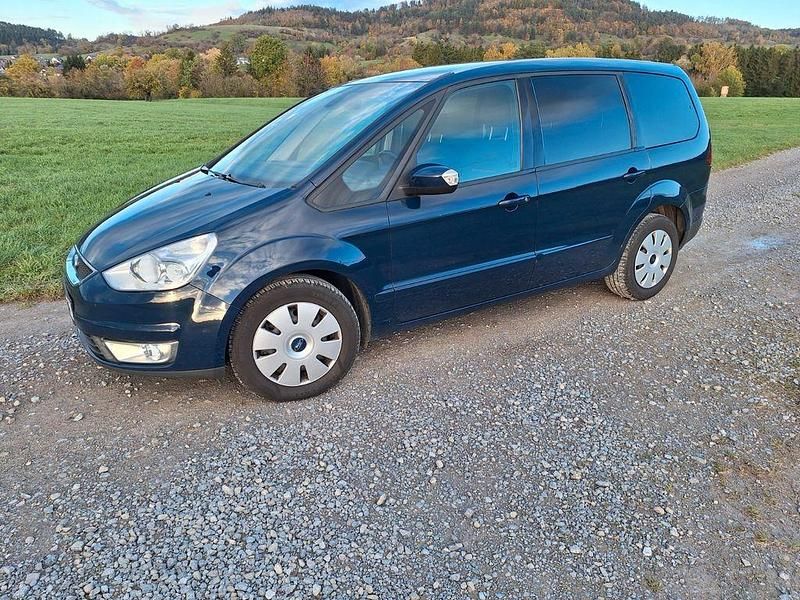 Gebraucht Ford Galaxy Trend 116 PS (85 kW) 2009 Blau Van / Kleinbus