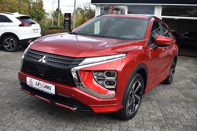 Gebraucht Mitsubishi Eclipse Cross Select 188 PS (138 kW) 2024 Rot SUV