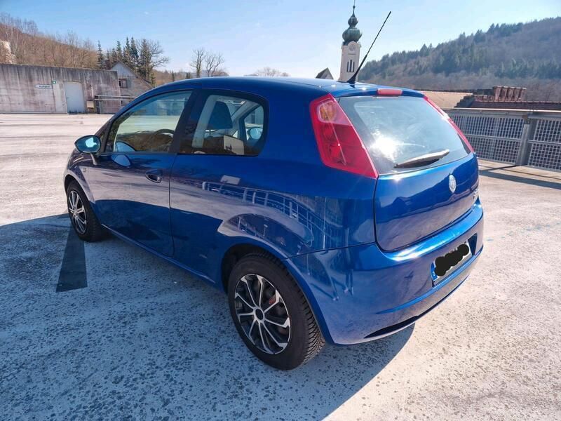 Blau Gebraucht 2007 Fiat Grande Punto Kleinwagen | 1.900 € (Guter Preis) - Bild 1/4