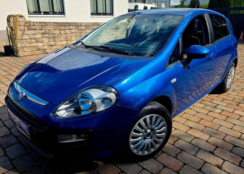 Blau Gebraucht 2010 Fiat Punto Evo Dynamic Kleinwagen | 2.799 € (Fairer Preis) - Bild 1/4