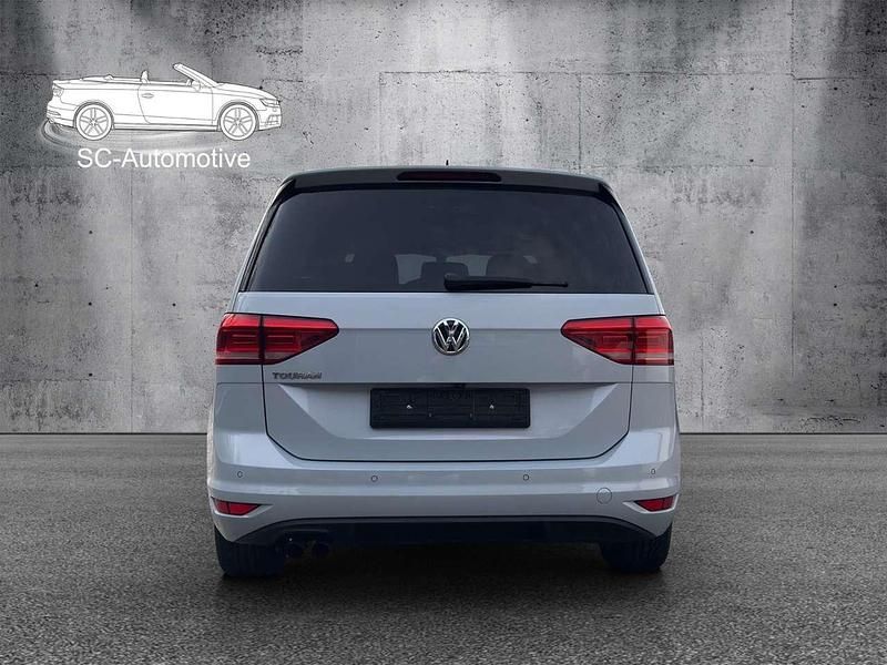 Gebraucht VW Touran Join 150 PS (110 kW) 2018 Silber Van / Kleinbus