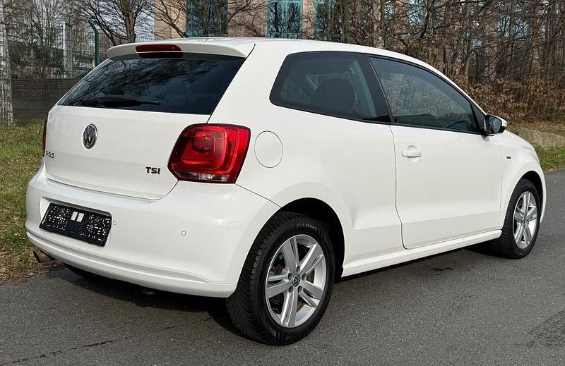 Gebraucht VW Polo Life 105 PS (77 kW) 2014 Weiß Limousine