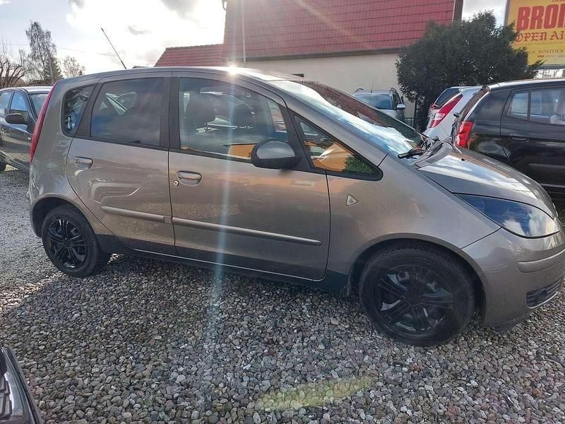 Gebraucht Mitsubishi Colt Motion 95 PS (69 kW) 2008 Grau